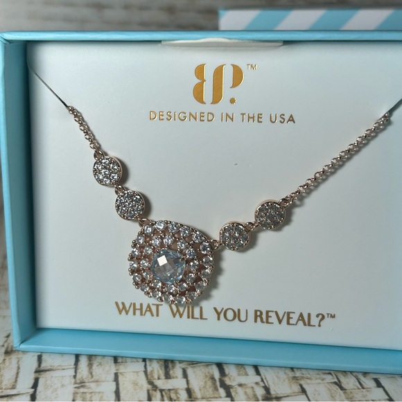 🐾 Live In The Night 🐾 - Picture 2 of 4